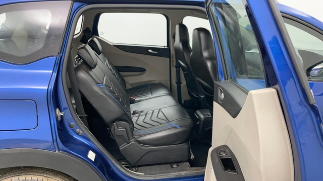 Second-hand 2019 Renault Triber RXZ for sale in Jaipur-37