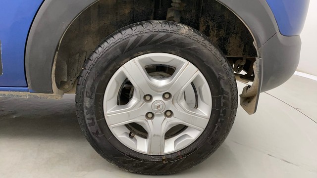 Second-hand 2019 Renault Triber RXZ for sale in Jaipur-19