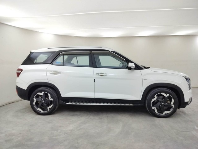 Second-hand 2021 Hyundai Alcazar Platinum 6Str Diesel AT for sale in Coimbatore-2