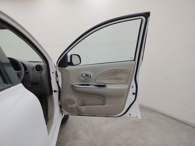 Second-hand 2016 Nissan Micra XV CVT for sale in Coimbatore-36