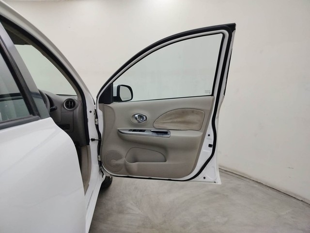 Second-hand 2016 Nissan Micra XV CVT for sale in Coimbatore-16