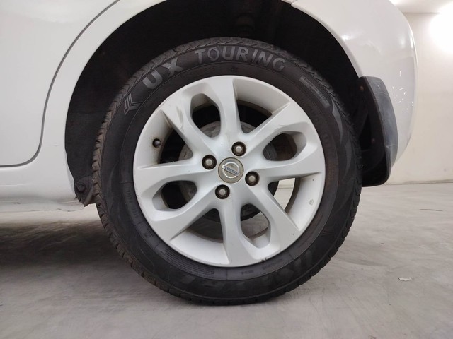 Second-hand 2016 Nissan Micra XV CVT for sale in Coimbatore-19