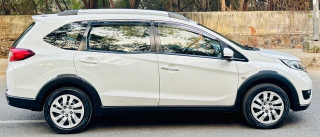 Second-hand 2016 Honda BR-V i-VTEC S MT for sale in New Delhi-1