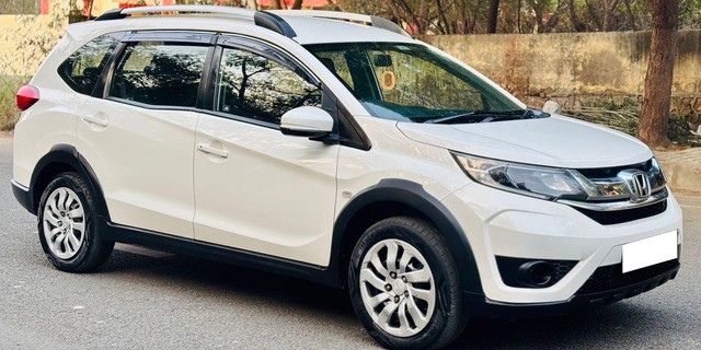 Second-hand 2016 Honda BR-V i-VTEC S MT for sale in New Delhi-9