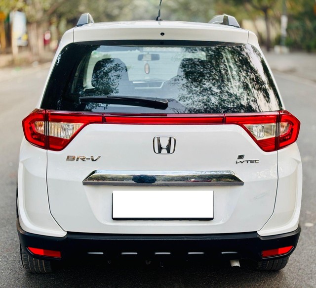 Second-hand 2016 Honda BR-V i-VTEC S MT for sale in New Delhi-2