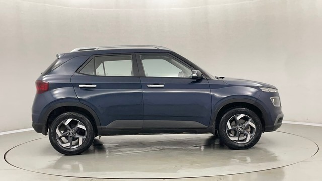 Second-hand 2022 Hyundai Venue SX Opt Diesel for sale in Jaipur-2