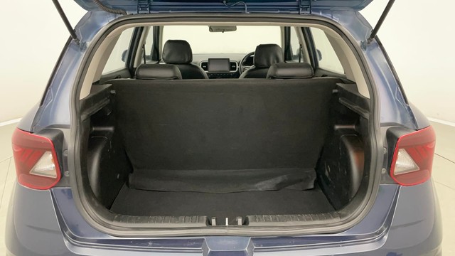 Second-hand 2022 Hyundai Venue SX Opt Diesel for sale in Jaipur-9