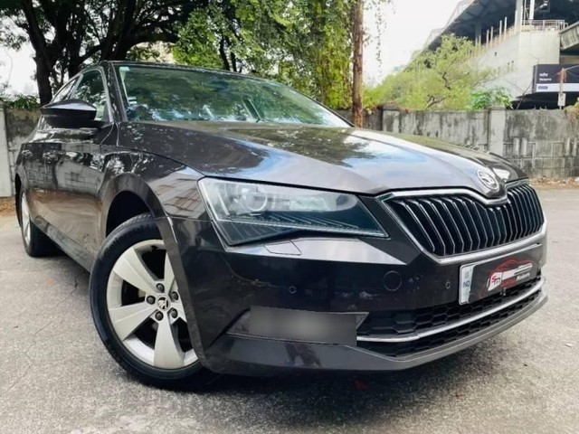 Second-hand 2018 Skoda Superb Style 1.8 TSI MT for sale in Mumbai-0