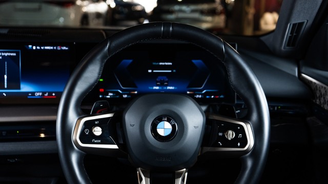 BMW 5 Series 530Li Second-hand 2024 BMW 5 Series 530Li for sale in New Delhi-16