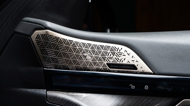 BMW 5 Series 530Li Second-hand 2024 BMW 5 Series 530Li for sale in New Delhi-18