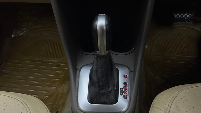 Second-hand 2016 Volkswagen Vento 1.2 TSI Highline BSIV for sale in Gurgaon-12