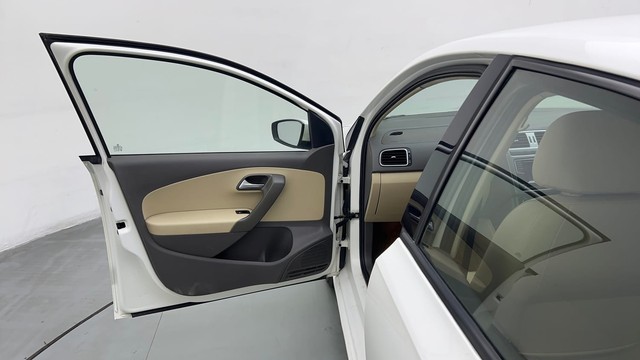 Second-hand 2016 Volkswagen Vento 1.2 TSI Highline BSIV for sale in Gurgaon-26