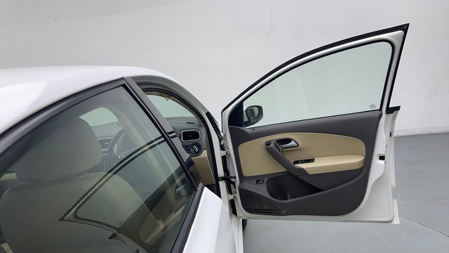 Second-hand 2016 Volkswagen Vento 1.2 TSI Highline BSIV for sale in Gurgaon-16