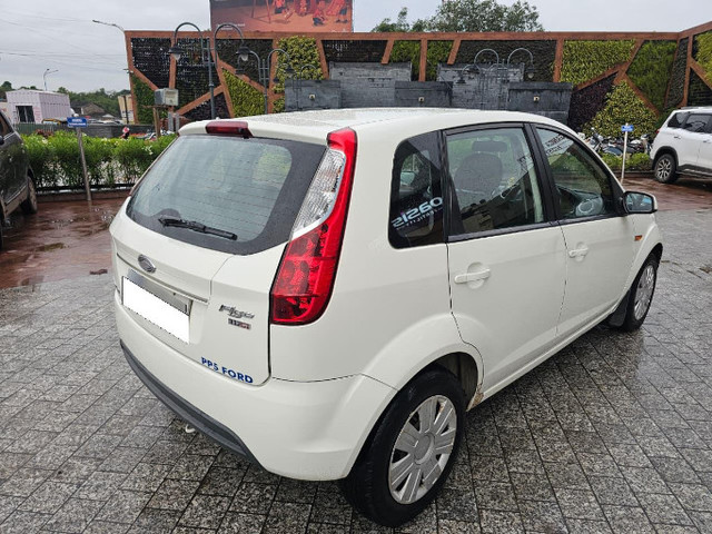 Second-hand 2011 Ford Figo Diesel Titanium for sale in Pune-7