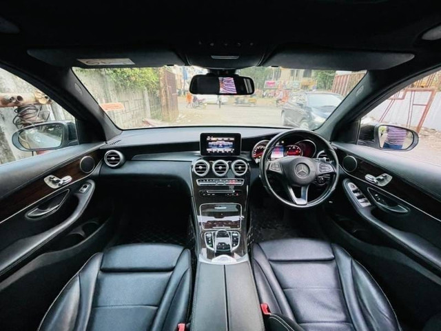 Second-hand 2016 Mercedes-Benz GLC 220d 4MATIC Sport for sale in Mumbai-7