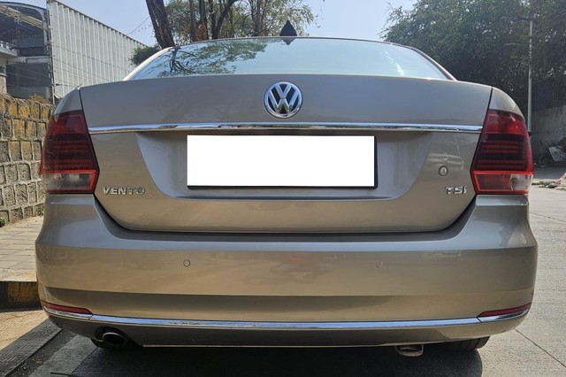 Second-hand 2015 Volkswagen Vento 1.2 TSI Highline AT for sale in Pune-2
