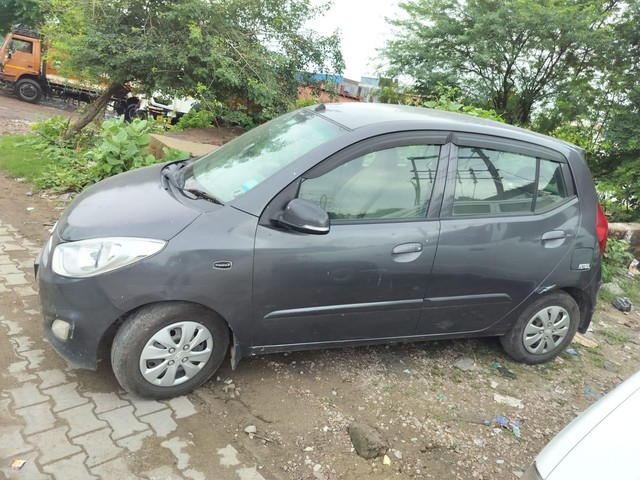 Second-hand 2011 Hyundai i10 Sportz for sale in Kota-4