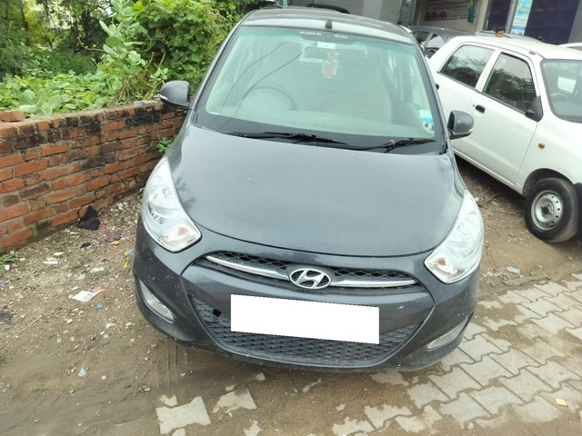 Second-hand 2011 Hyundai i10 Sportz for sale in Kota-2