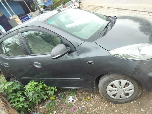 Second-hand 2011 Hyundai i10 Sportz for sale in Kota-3