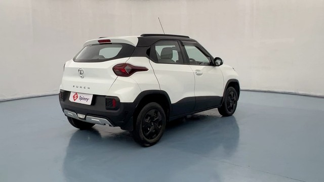 Second-hand 2022 Tata Punch Adventure Rhythm for sale in Lucknow-3