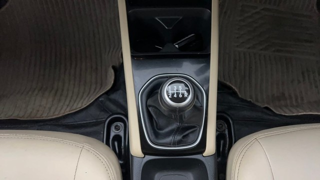 Second-hand 2021 Honda City VX MT for sale in Lucknow-12