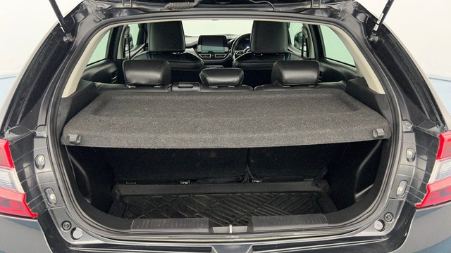 Second-hand 2024 Maruti Suzuki Baleno Alpha for sale in Lucknow-9