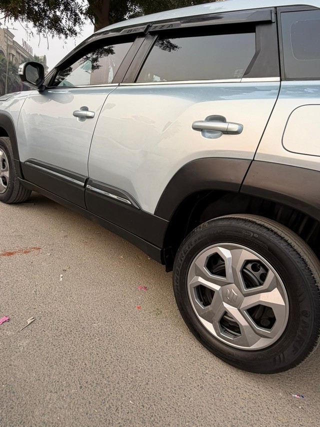 Second-hand 2022 Maruti Brezza VXi BSVI for sale in New Delhi-3