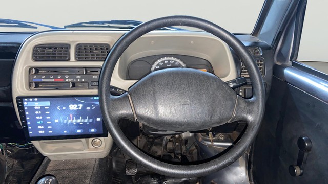 Second-hand 2017 Maruti Eeco CNG 5 Seater AC BSIV for sale in Surat-12