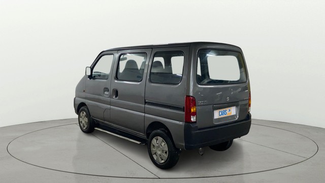 Second-hand 2017 Maruti Eeco CNG 5 Seater AC BSIV for sale in Surat-4