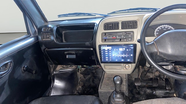 Second-hand 2017 Maruti Eeco CNG 5 Seater AC BSIV for sale in Surat-22