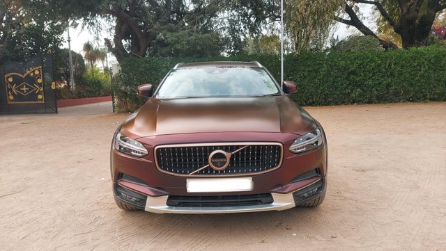 Volvo V90 Cross Country D5 Inscription BSIV Second-hand 2018 Volvo V90 Cross Country D5 Inscription BSIV for sale in Hyderabad