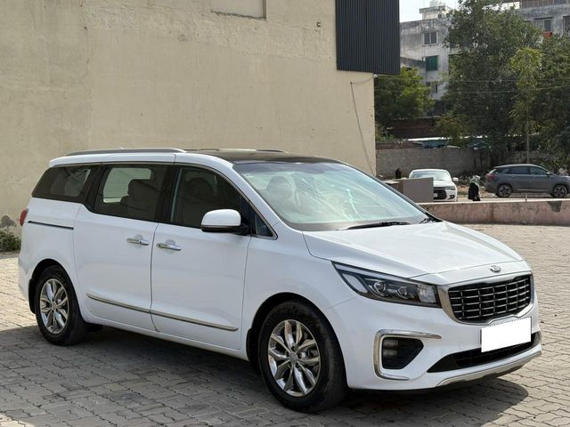 Kia Carnival Limousine Second-hand 2020 Kia Carnival Limousine for sale in Jaipur