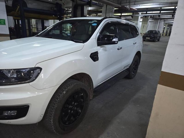 Second-hand 2021 Ford Endeavour Sport Edition for sale in Noida-3