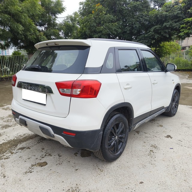 Second-hand 2019 Maruti Vitara Brezza ZDi for sale in Mehsana-4