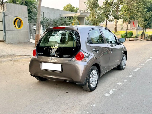 Second-hand 2016 Honda Brio E MT for sale in Vadodara-8