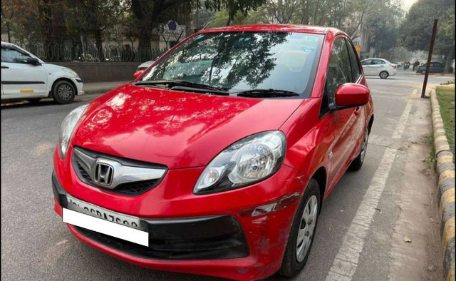 Second-hand 2012 Honda Brio S MT for sale in New Delhi-2