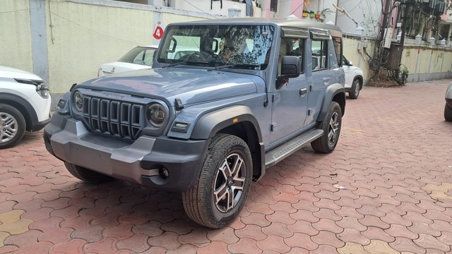 Second-hand 2025 Mahindra Thar ROXX MX5 RWD Diesel for sale in Jabalpur-2