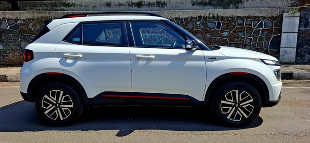 Hyundai Venue N Line N8 turbo DCT DT BSVI Second-hand 2023 Hyundai Venue N Line N8 turbo DCT DT BSVI for sale in Mumbai-1