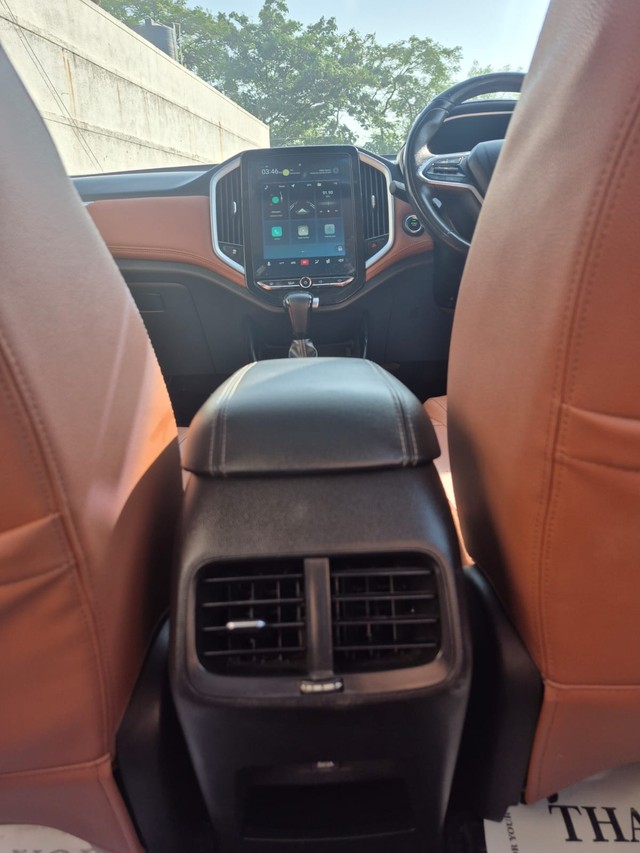 Second-hand 2021 MG Hector Plus Sharp DCT for sale in Mumbai-13