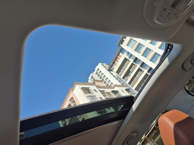 Second-hand 2021 MG Hector Plus Sharp DCT for sale in Mumbai-8