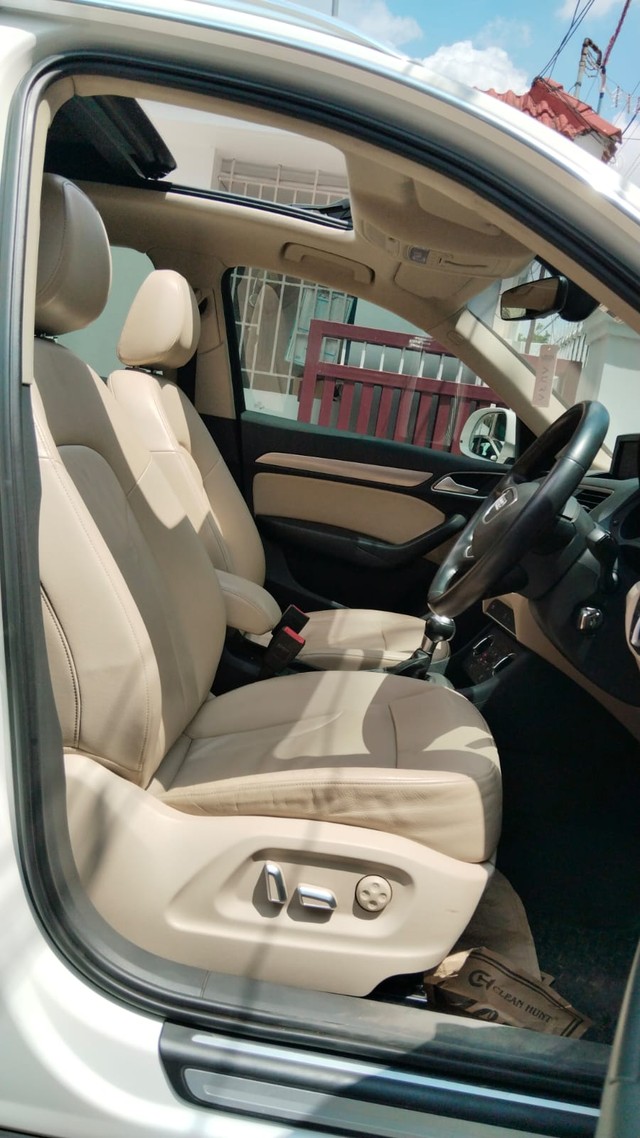 Second-hand 2018 Audi Q3 35 TDI Quattro Premium Plus for sale in Coimbatore-16