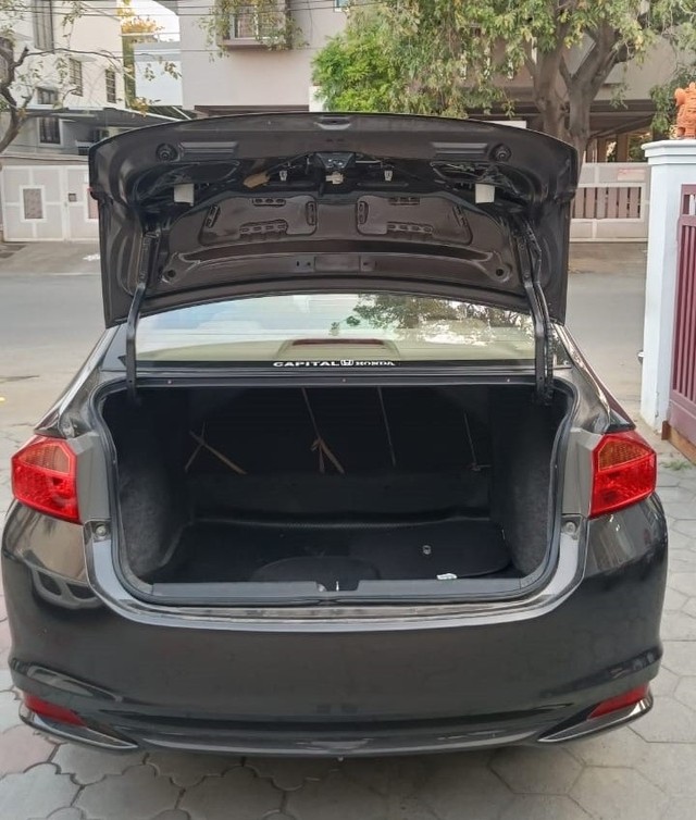 Second-hand 2016 Honda City i VTEC V for sale in Coimbatore-9