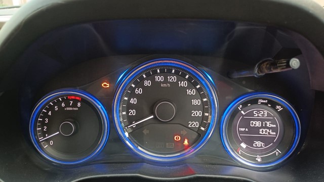 Second-hand 2016 Honda City i VTEC V for sale in Coimbatore-8