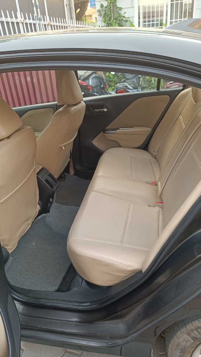 Second-hand 2016 Honda City i VTEC V for sale in Coimbatore-7