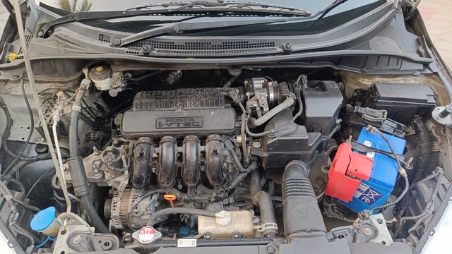 Second-hand 2016 Honda City i VTEC V for sale in Coimbatore-4