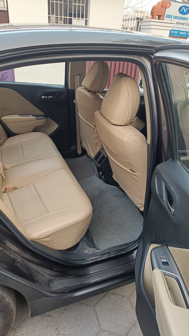 Second-hand 2016 Honda City i VTEC V for sale in Coimbatore-11