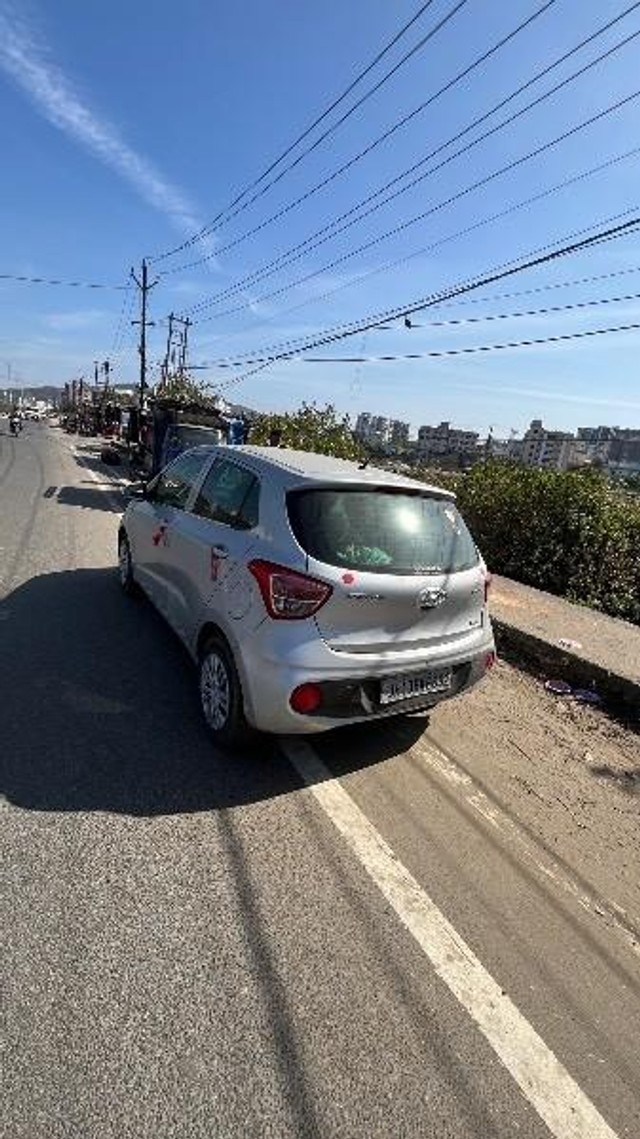 Hyundai Grand i10 1.2 Kappa Sportz Option Second-hand 2018 Hyundai Grand i10 1.2 Kappa Sportz Option for sale in Dhanbad-10