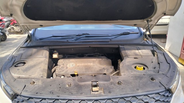 MG Hector Plus Sharp Diesel MT Second-hand 2020 MG Hector Plus Sharp Diesel MT for sale in Coimbatore-7