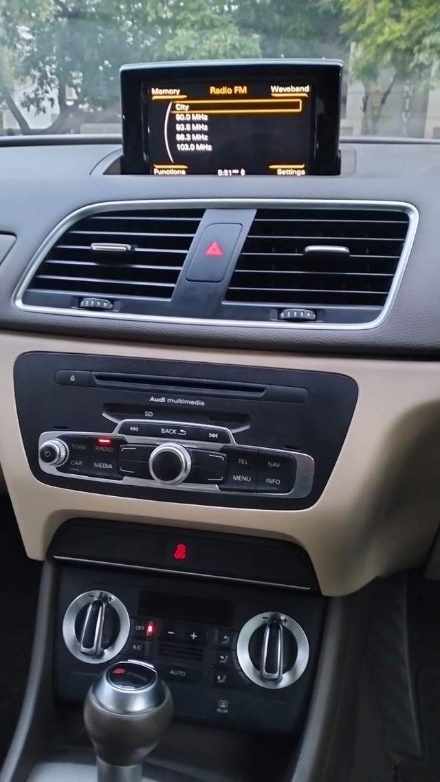 Second-hand 2015 Audi Q3 35 TDI Quattro Premium for sale in Coimbatore-15