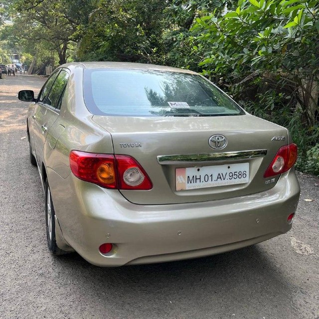Toyota Corolla Altis G Second-hand 2011 Toyota Corolla Altis G for sale in Mumbai-2
